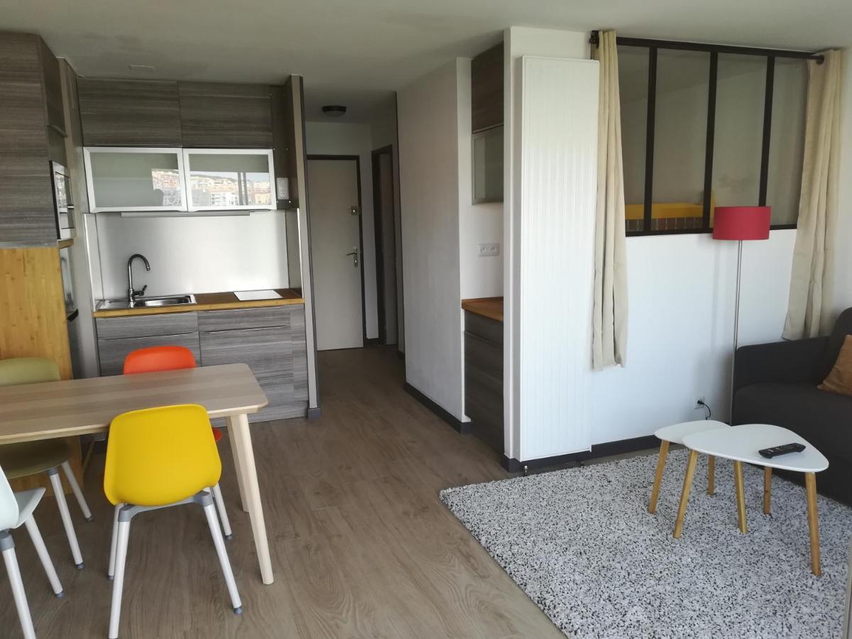 Appartement 1Ere Ligne Vue Port Avec Balcon, Piscine Agde Exterior photo