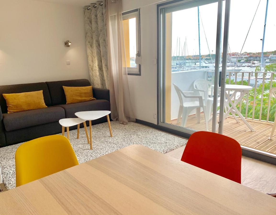 Appartement 1Ere Ligne Vue Port Avec Balcon, Piscine Agde Exterior photo
